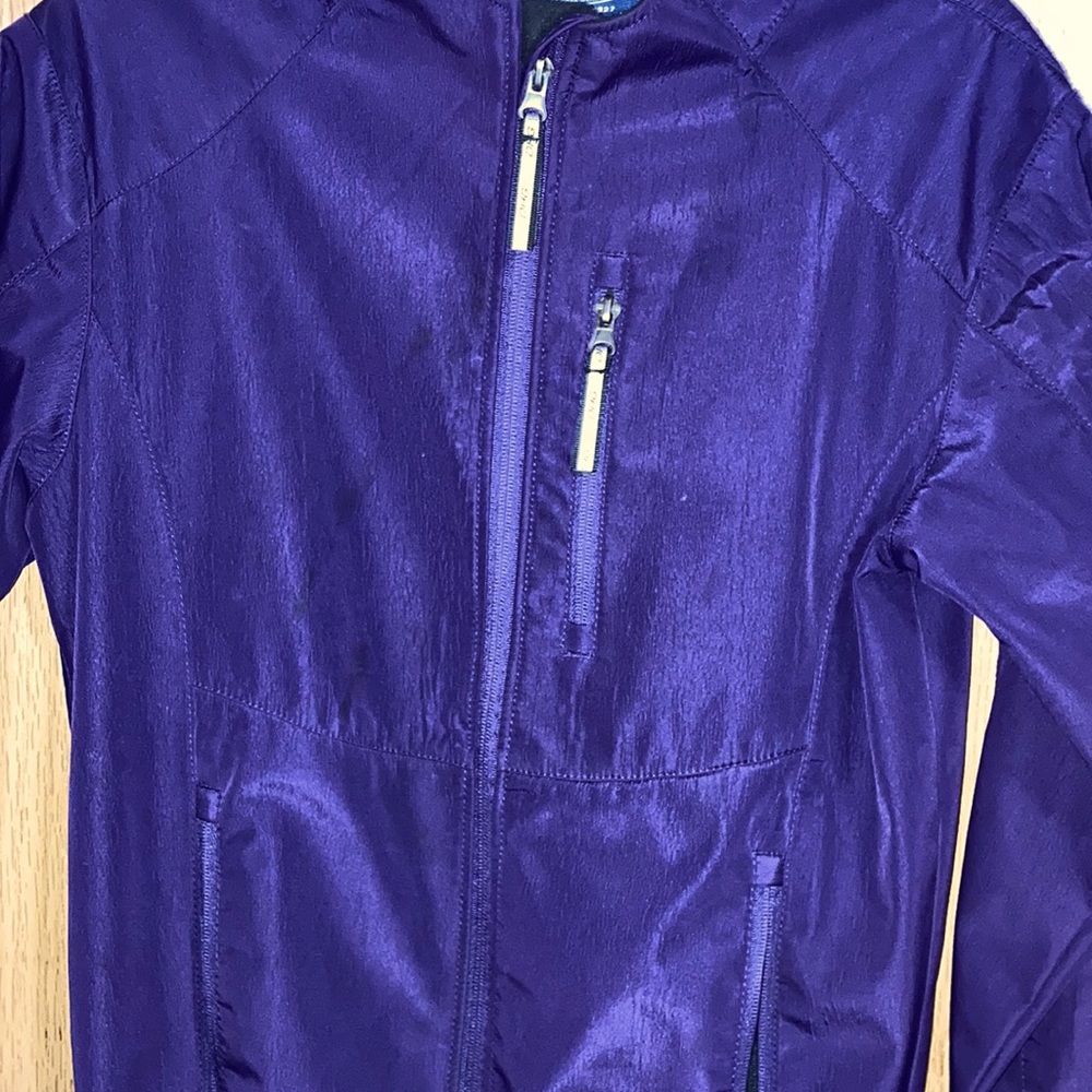 Women’s windbreaker